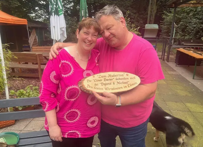 Michael Schlottke und Dajana im Gasthaus Hubertus